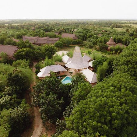 Maringi Sumba By The Sumba Hospitality Foundation Waikelo Luaran gambar